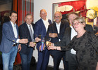 (V.l.n.r.) Hugo Bens (LVCNET), wethouder Van den Boogaart, Eric Vos (E-Fiber), wethouders Jilisen, Stevens en Voncken